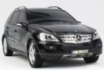 REC-21200  Licensed 1:18 Mercedes-Benz ML-CLASS car